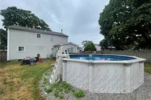210 Pinecrest Dr, Pawtucket, RI 02861 - Photo 29