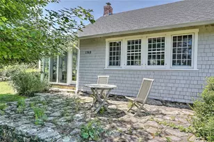 176 Browning St, South Kingstown, RI 02879 - Photo 3