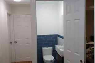27 Mt Vernon St, Newport, RI 02840 - Photo 13