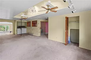 20 Colonial Village Rd, Hopkinton, RI 02804 - Photo 29
