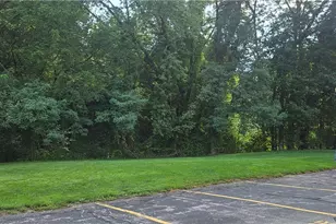 200 Post Rd, Warwick, RI 02888 - Photo 3