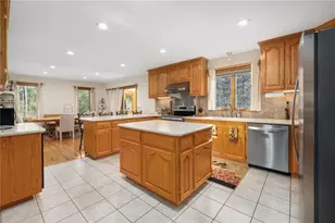10 Oak Hill Rd, Scituate, RI 02831 - Photo 11