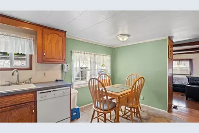 979 Toll Gate Road, Warwick, RI 02886 - Photo 11
