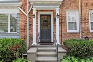 543 Lloyd Ave, Providence, RI 02906 - Photo 3