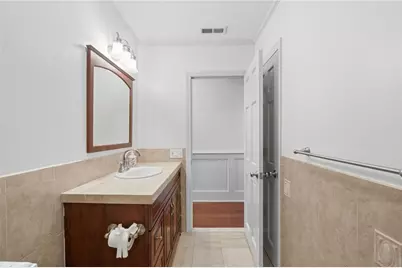 4100 Post Road #2, Warwick, RI 02886 - Photo 35