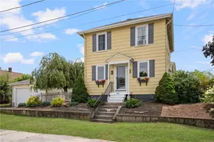 82 Cliffdale Ave, Cranston, RI 02905 - Photo 3