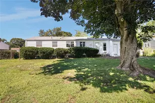 74 Ticonderoga Dr, Warwick, RI 02889 - Photo 31