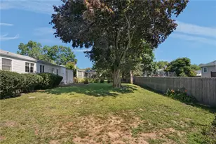 74 Ticonderoga Dr, Warwick, RI 02889 - Photo 33