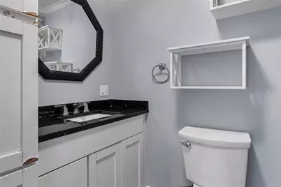 587 Central Avenue, Johnston, RI 02919 - Photo 19