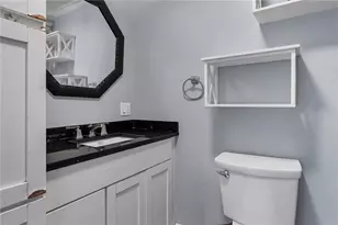 587 Central Ave, Johnston, RI 02919 - Photo 19