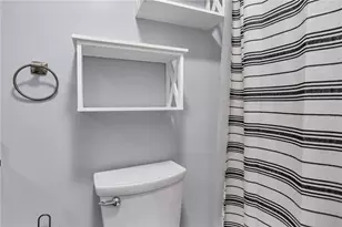 587 Central Ave, Johnston, RI 02919 - Photo 23