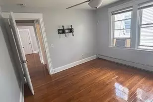 101 Rutherglen Ave, Providence, RI 02907 - Photo 11