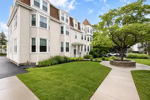 8 Slocum St, Providence, RI 02909 - Photo 1