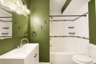 8 Slocum St, Providence, RI 02909 - Photo 9