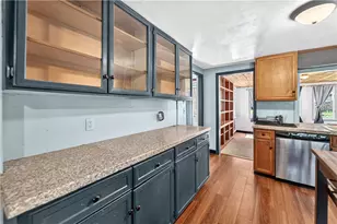2244 Frenchtown Rd, East Greenwich, RI 02818 - Photo 9