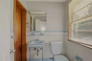 1639 Bulgarmarsh Rd, Tiverton, RI 02878 - Photo 23