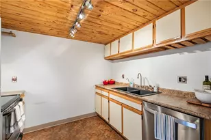 15 Higgins St, Smithfield, RI 02917 - Photo 9