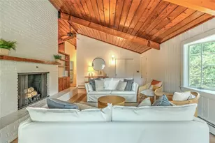 90 Wright Ave, South Kingstown, RI 02879 - Photo 1