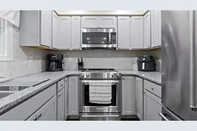 626 Smithfield Road #201, North Providence, RI 02904 - Photo 13