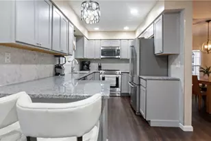 626 Smithfield Rd, North Providence, RI 02904 - Photo 9