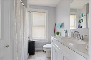251 High St, Cumberland, RI 02864 - Photo 7