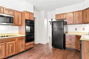 3 Whipple Ave, Smithfield, RI 02917 - Photo 9