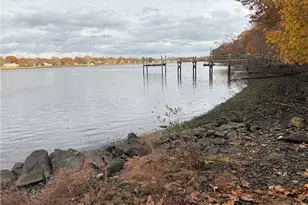 351 County Rd, Barrington, RI 02806 - Photo 3
