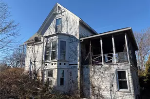 351 County Rd, Barrington, RI 02806 - Photo 15