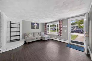 46 Sheffield Ave, West Warwick, RI 02893 - Photo 5