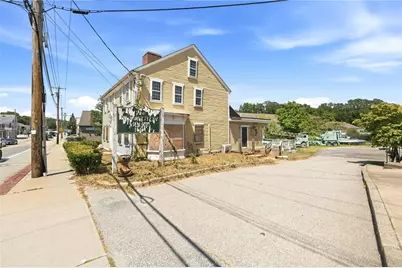 3376 Post Road, Warwick, RI 02886 - Photo 3