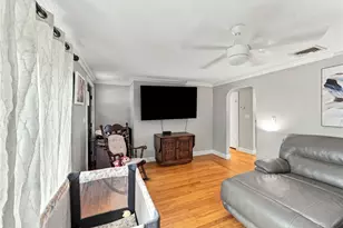 216 Hyde St, Cranston, RI 02920 - Photo 13