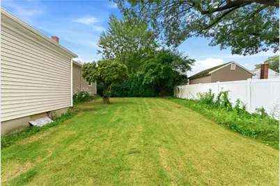216 Hyde Street, Cranston, RI 02920 - Photo 31