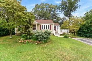 216 Hyde St, Cranston, RI 02920 - Photo 1