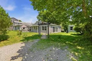 85 Highland Ave, Portsmouth, RI 02871 - Photo 31