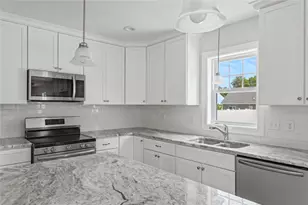 54 Vespia Ln, South Kingstown, RI 02879 - Photo 5