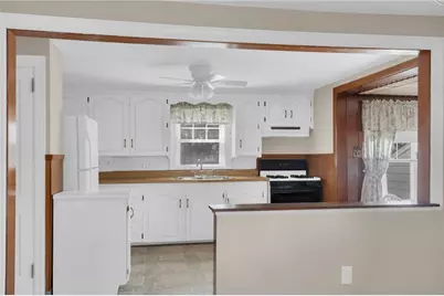 216 Riverside Avenue, Warwick, RI 02889 - Photo 7