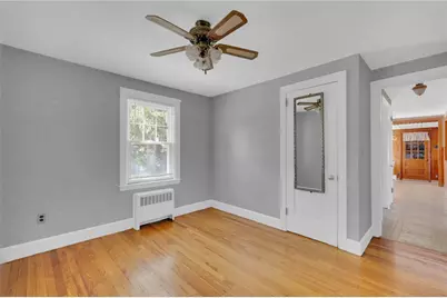216 Riverside Avenue, Warwick, RI 02889 - Photo 19