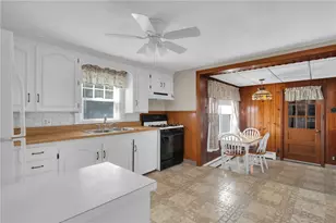216 Riverside Ave, Warwick, RI 02889 - Photo 5