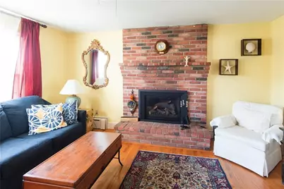 8 Fenner Avenue, Newport, RI 02840 - Photo 7