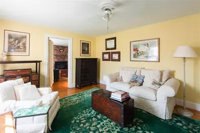 8 Fenner Avenue, Newport, RI 02840 - Photo 5