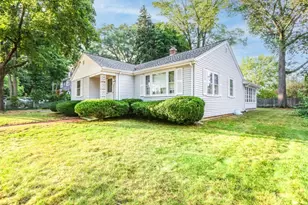 29 Edward Ave, East Providence, RI 02916 - Photo 5