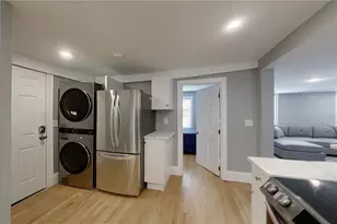 382 Spring St, Newport, RI 02840 - Photo 5