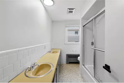 216 Toledo Avenue, Pawtucket, RI 02860 - Photo 13