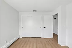 216 Toledo Ave, Pawtucket, RI 02860 - Photo 17