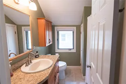32 Hammond Street, Newport, RI 02840 - Photo 23