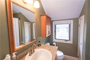 32 Hammond St, Newport, RI 02840 - Photo 21