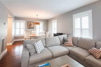 32 Hammond Street, Newport, RI 02840 - Photo 11