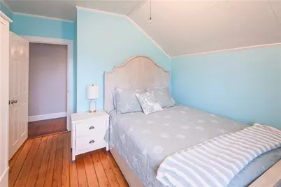32 Hammond Street, Newport, RI 02840 - Photo 19