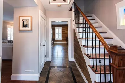 32 Hammond Street, Newport, RI 02840 - Photo 5