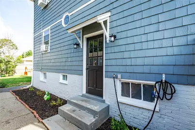 15 Pearl Avenue, East Providence, RI 02916 - Photo 49